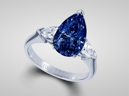 chiếc nhẫn kim cương