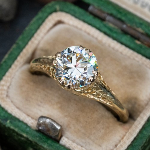 nhẫn kim cương bán có mất giá không
